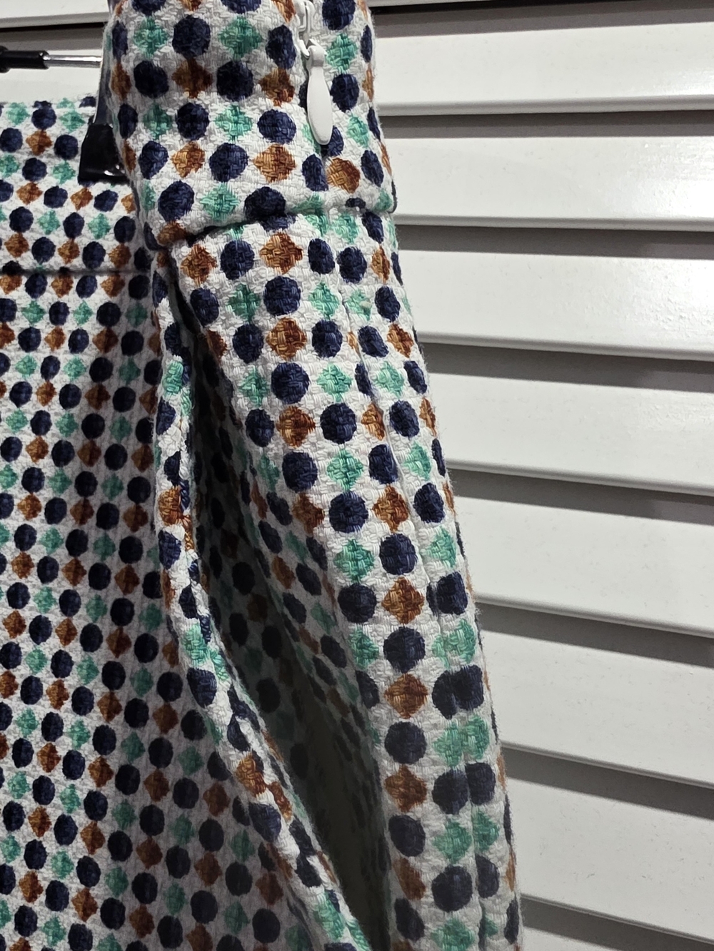 Anthropologie NWT - Georgie Multicolor Dot Scallop-Hem High-Waist Shorts - Picture 5 of 8
